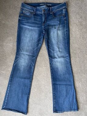 American Eagle 🦅 Women's Kick boot Jeans